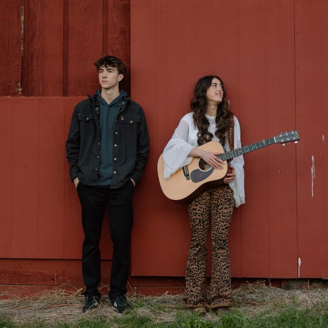 Sunday Sessions: Haylee Dove Duo